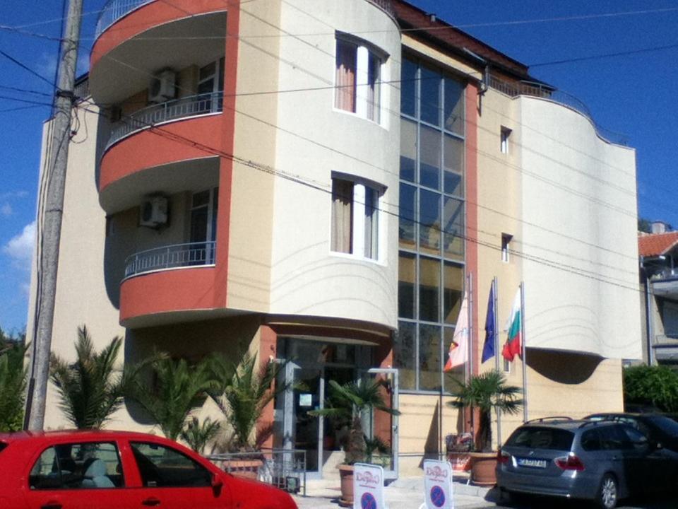 Family Hotel Deja Vu Равда Екстер'єр фото
